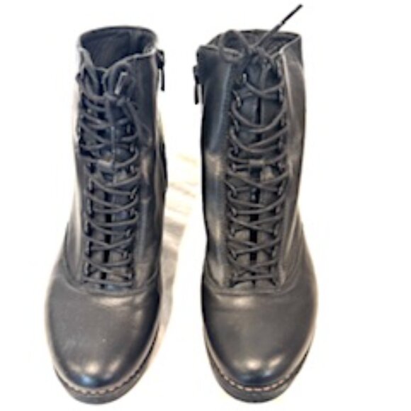 ART Company Black Low-heeled Ankle boots - Picture 3 of 4